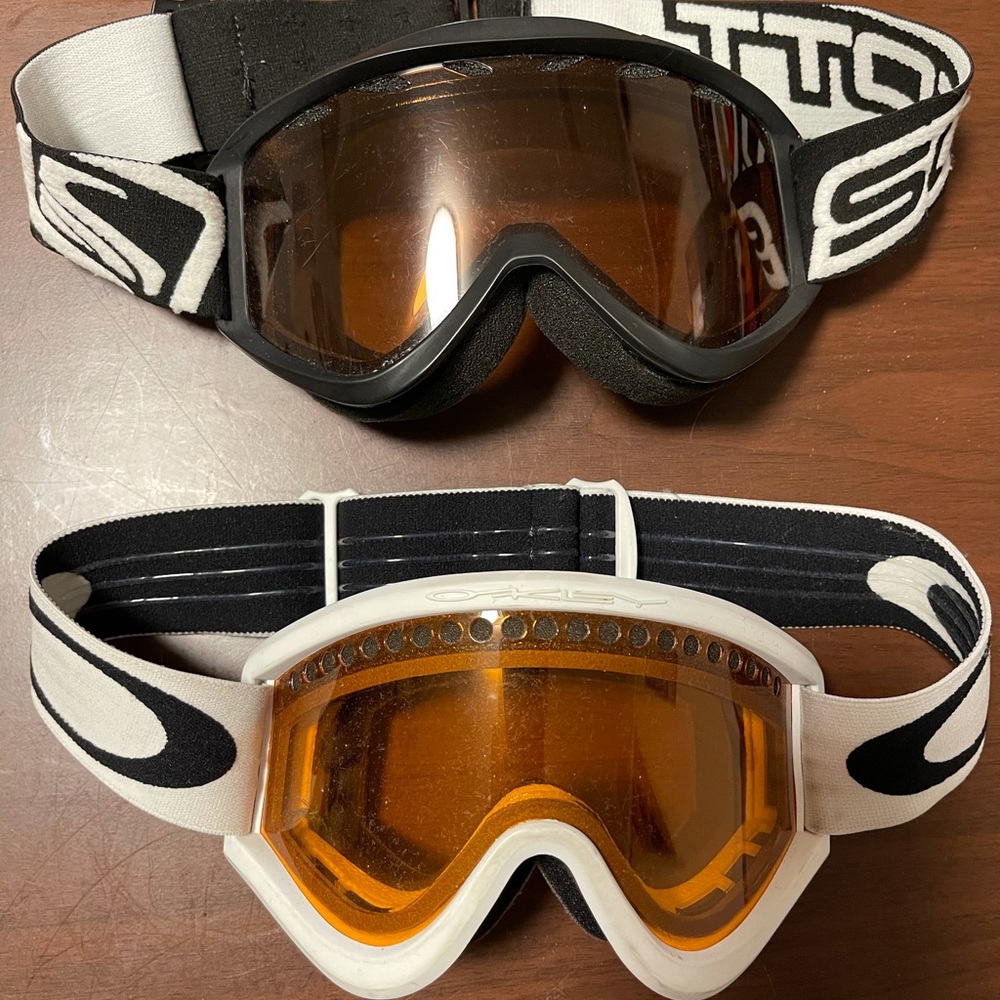 Men’s snowboarding googles Oakley/Scott set of two